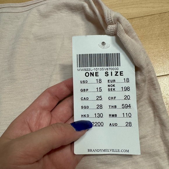 nwt brandy melville tank top - Picture 2 of 2